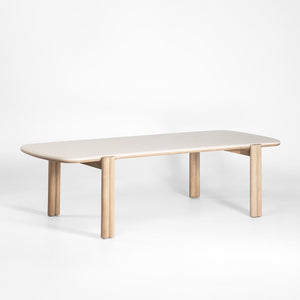 Outdoor Dining Tables