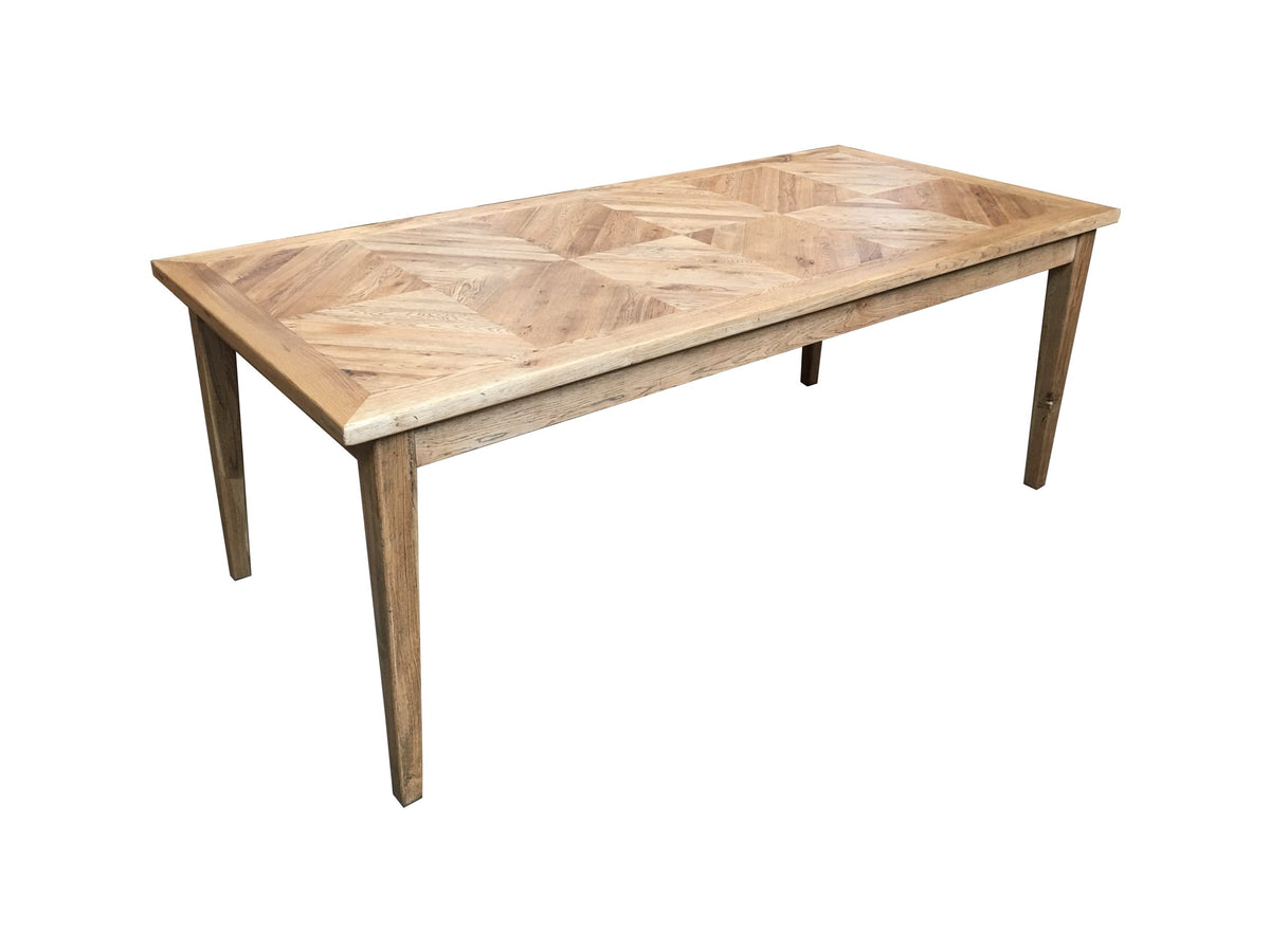 Queens Dining Table