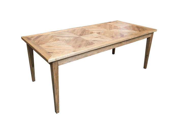 Queens Dining Table